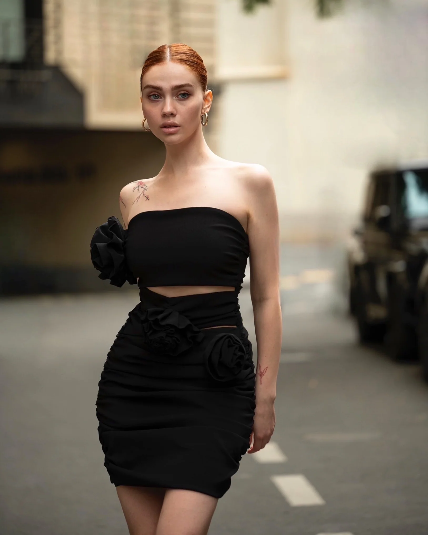 'La vie en Rose' Dress in Black - Image 2