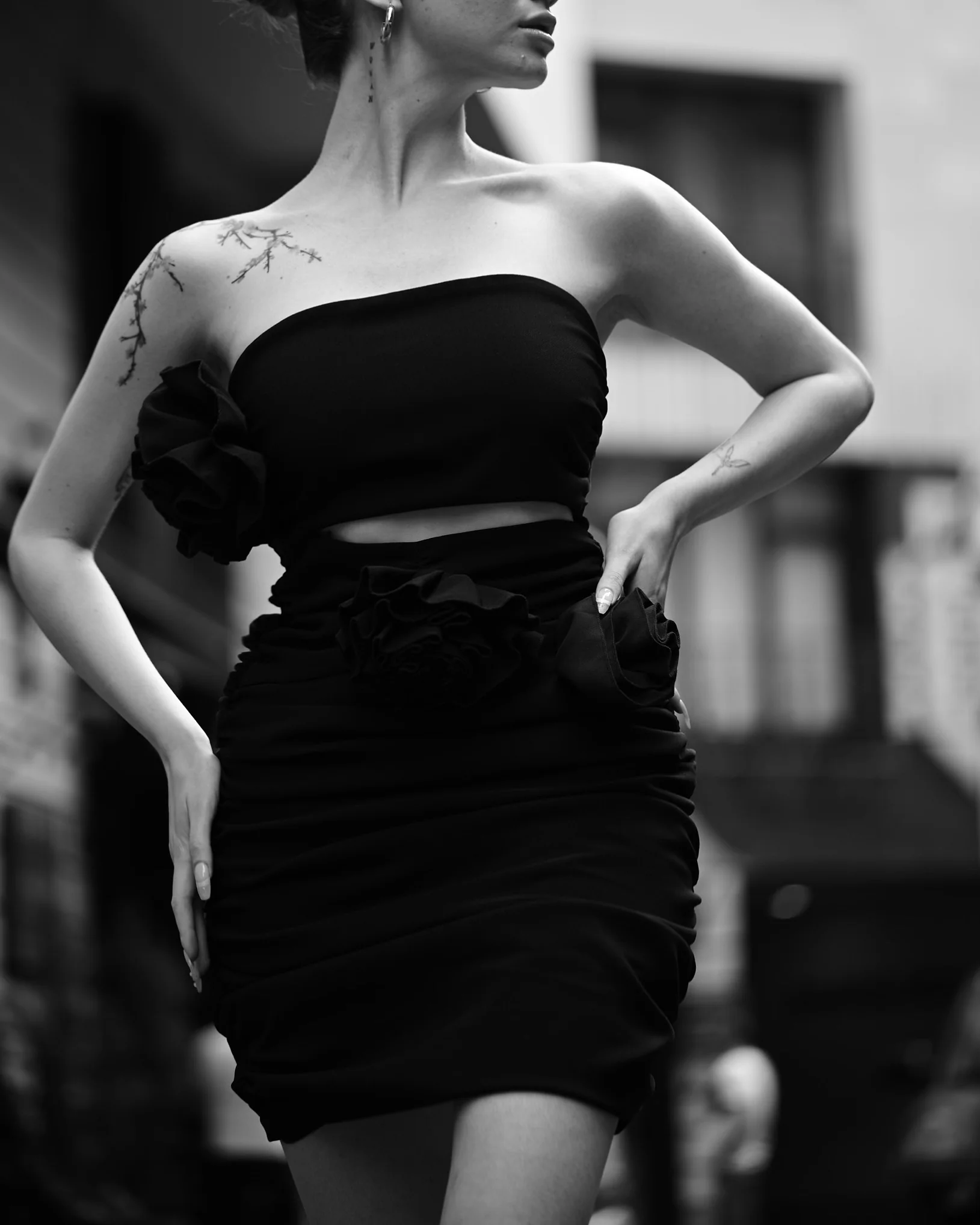 'La vie en Rose' Dress in Black - Image 4