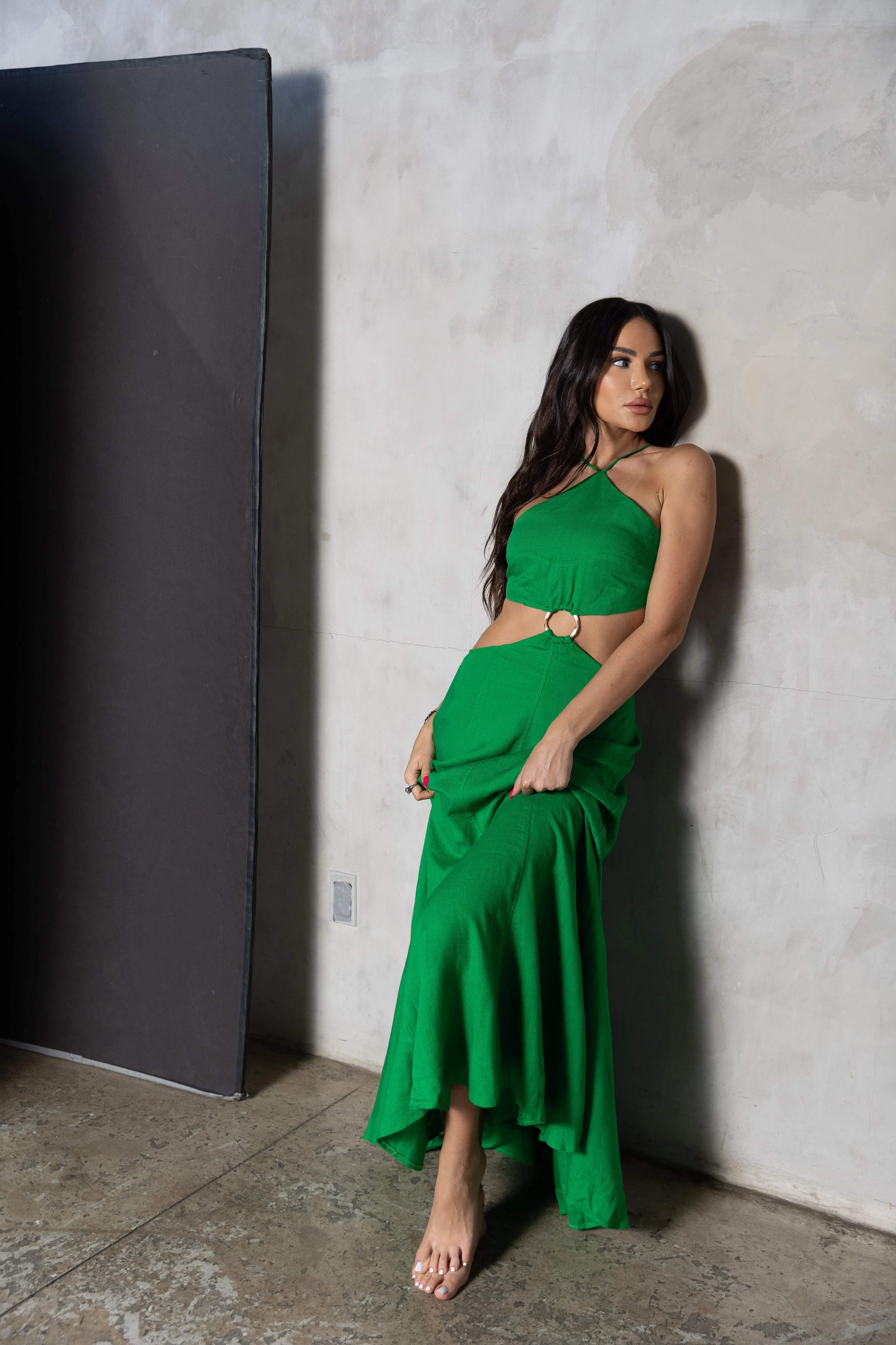 ‘Summer Nights' Linen Cutout Dress in green - Image 4