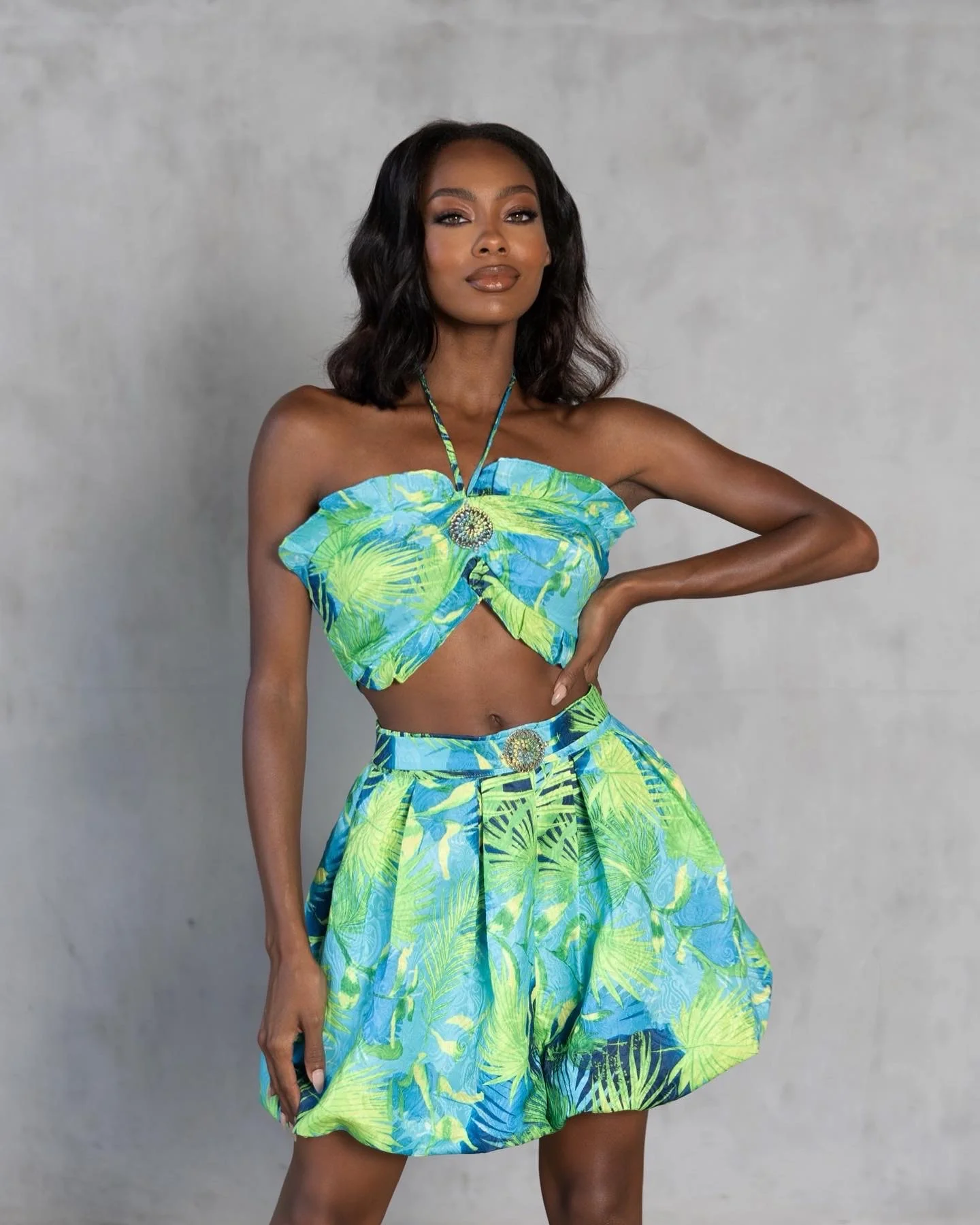 ‘Valencia' tropical set