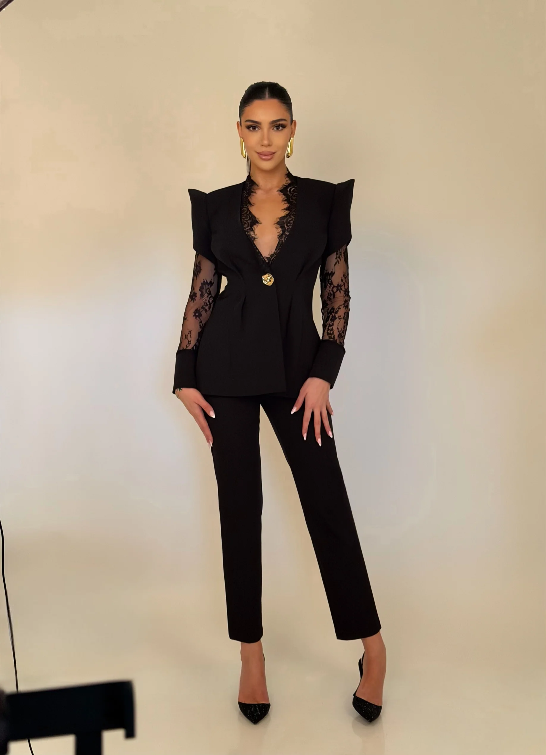 “Vera” lace set in black